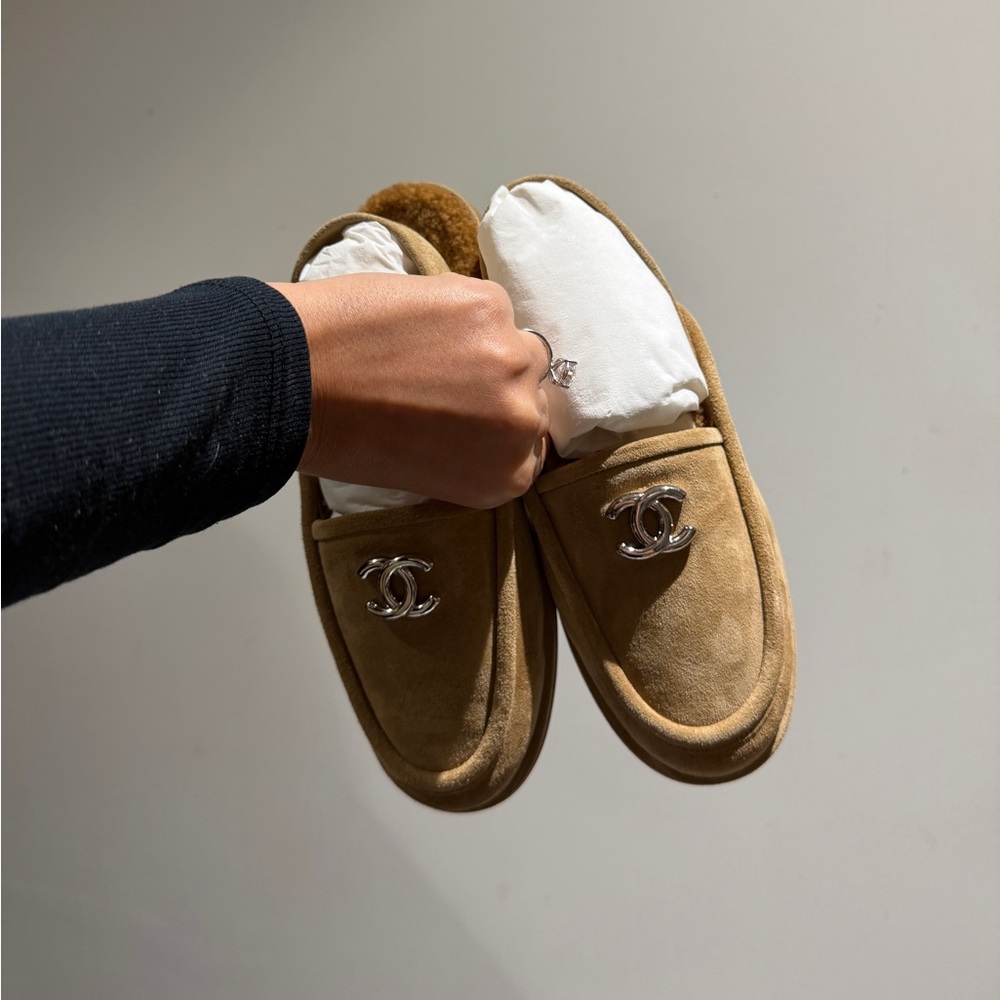 LAST DAY Chanel Shearling Slingback Loafers | Size 38 - Picture 11 of 13